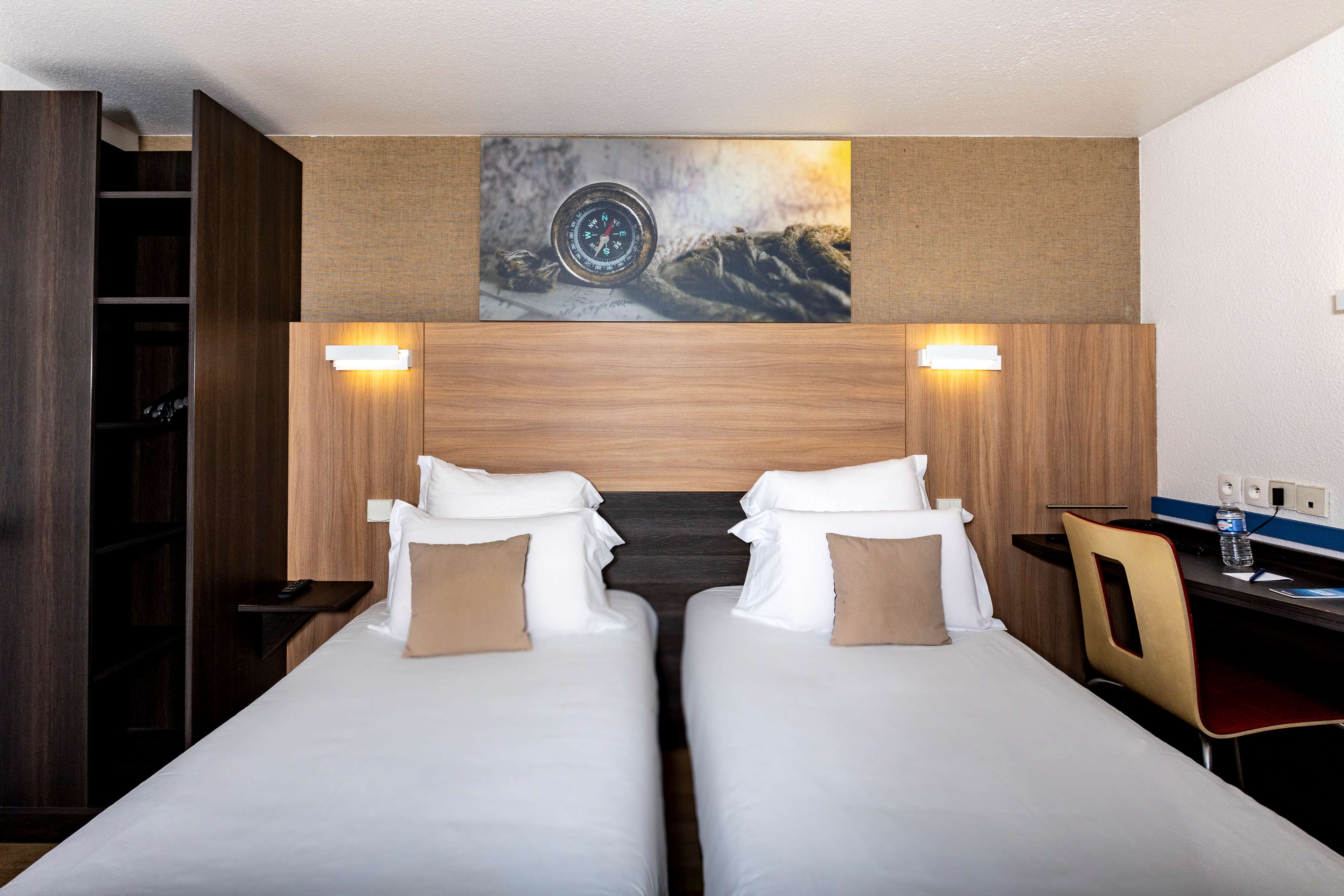 Kyriad Paris Ouest - Colombes
