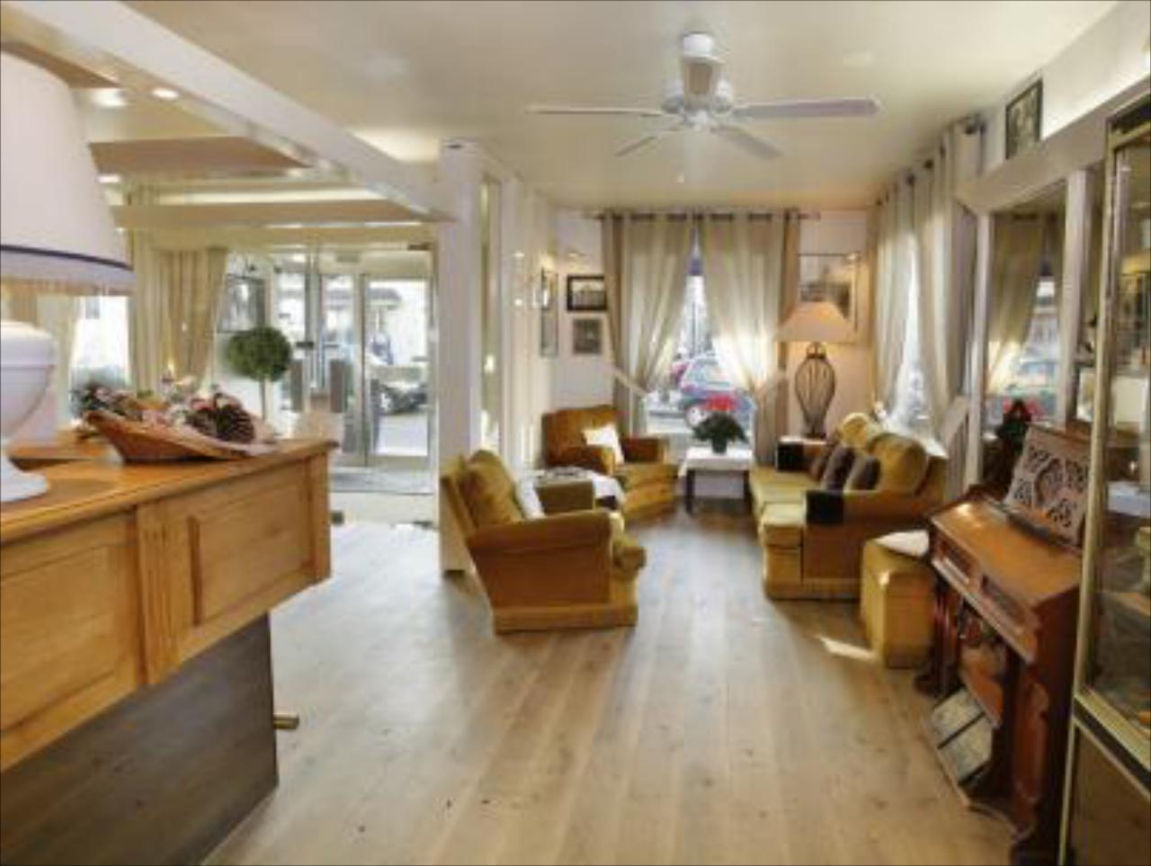 Kyriad Direct Arpajon