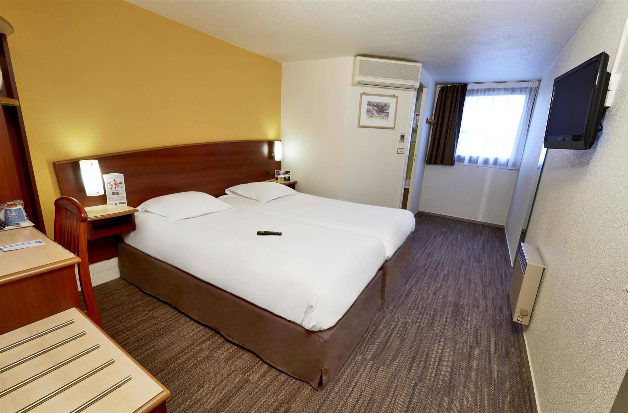Comfort Hotel Etampes