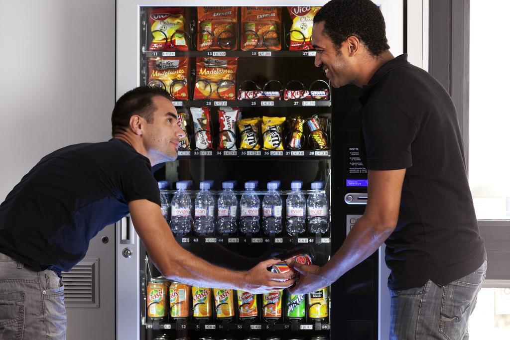 hotelF1 Paris Gennevilliers