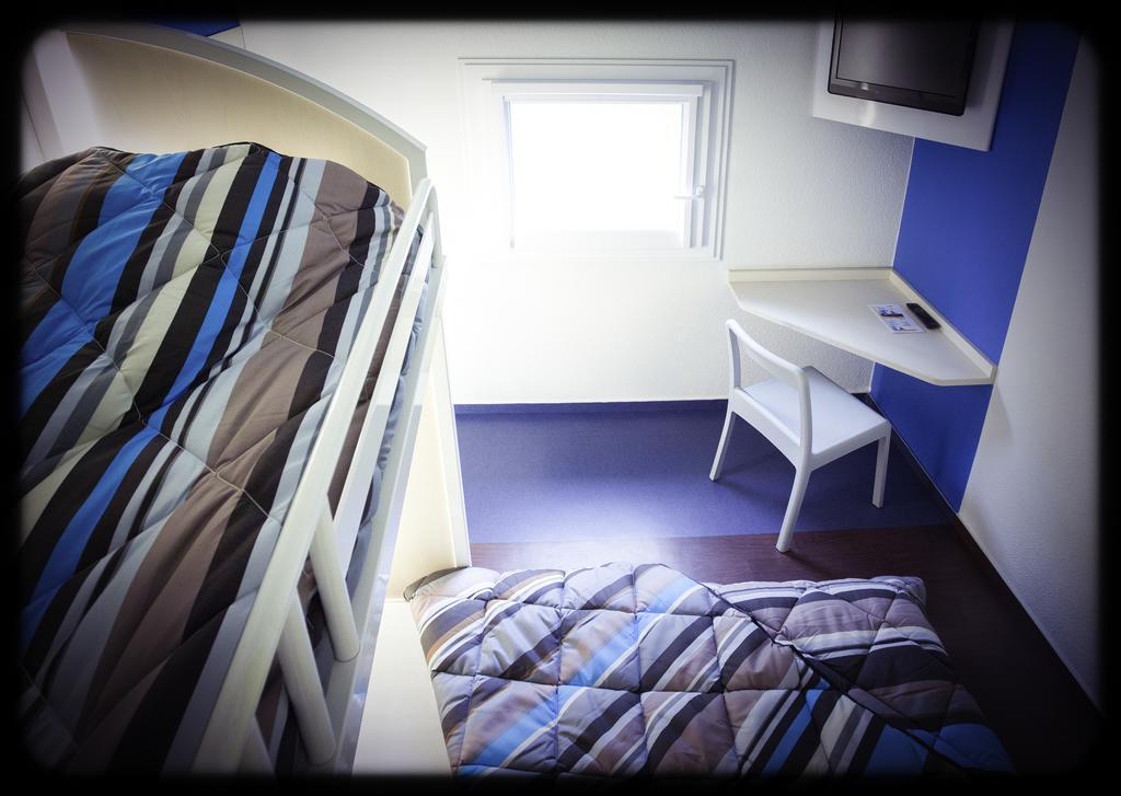 hotelF1 Paris Gennevilliers