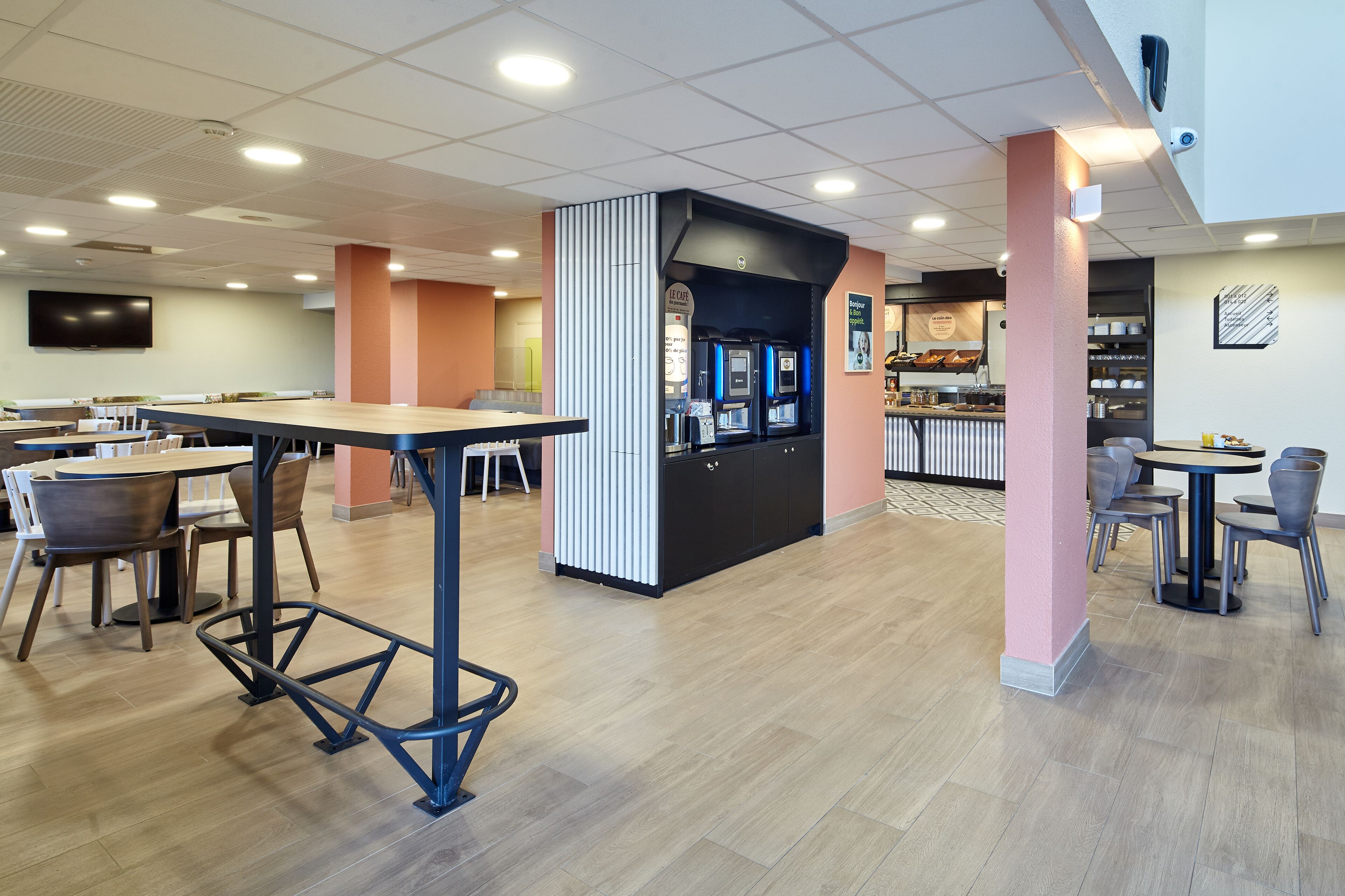 B&B HOTEL Paris Nord Gonesse Parc des Expos