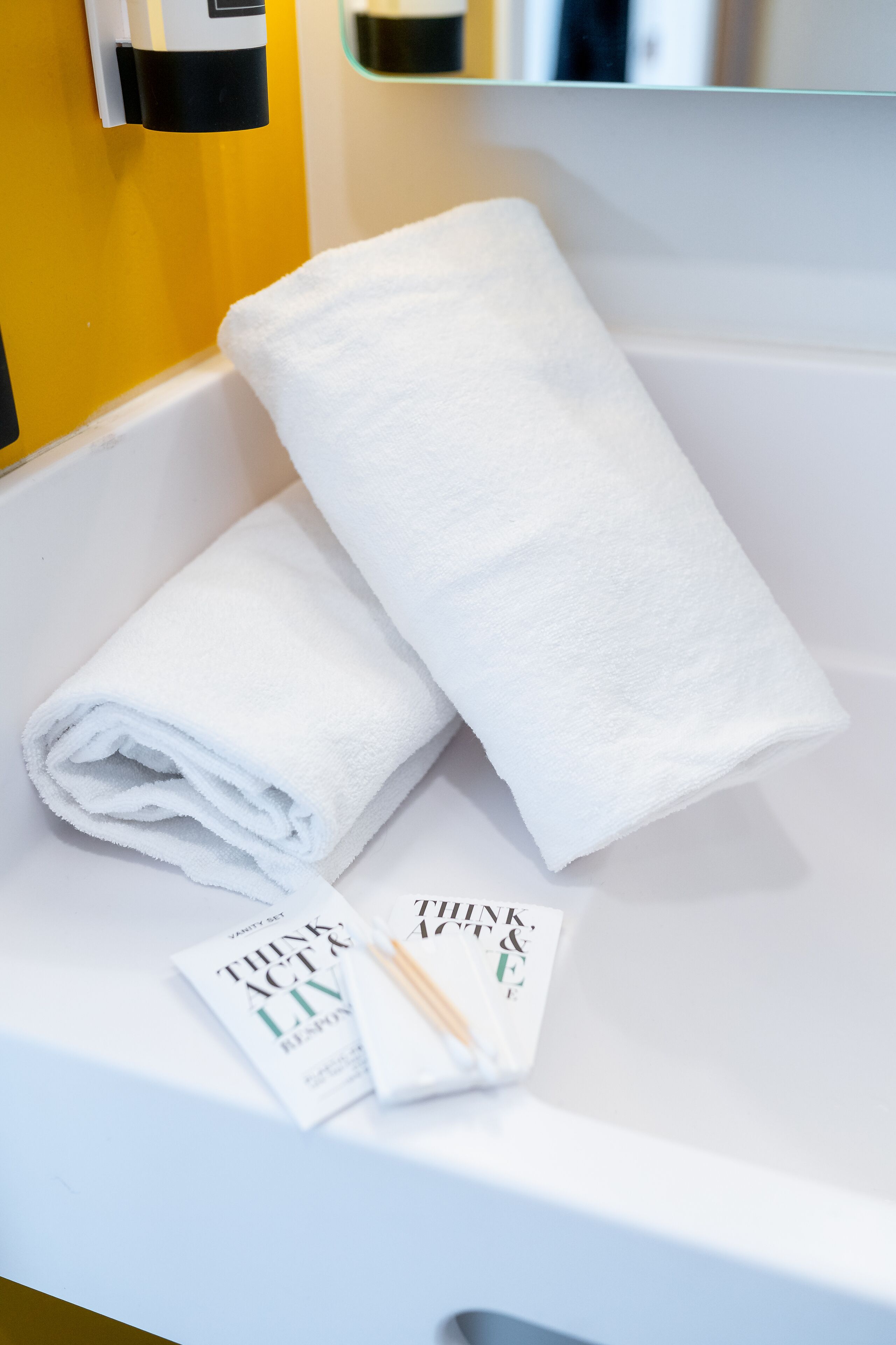 B&B HOTEL Paris Nord Gonesse Parc des Expos