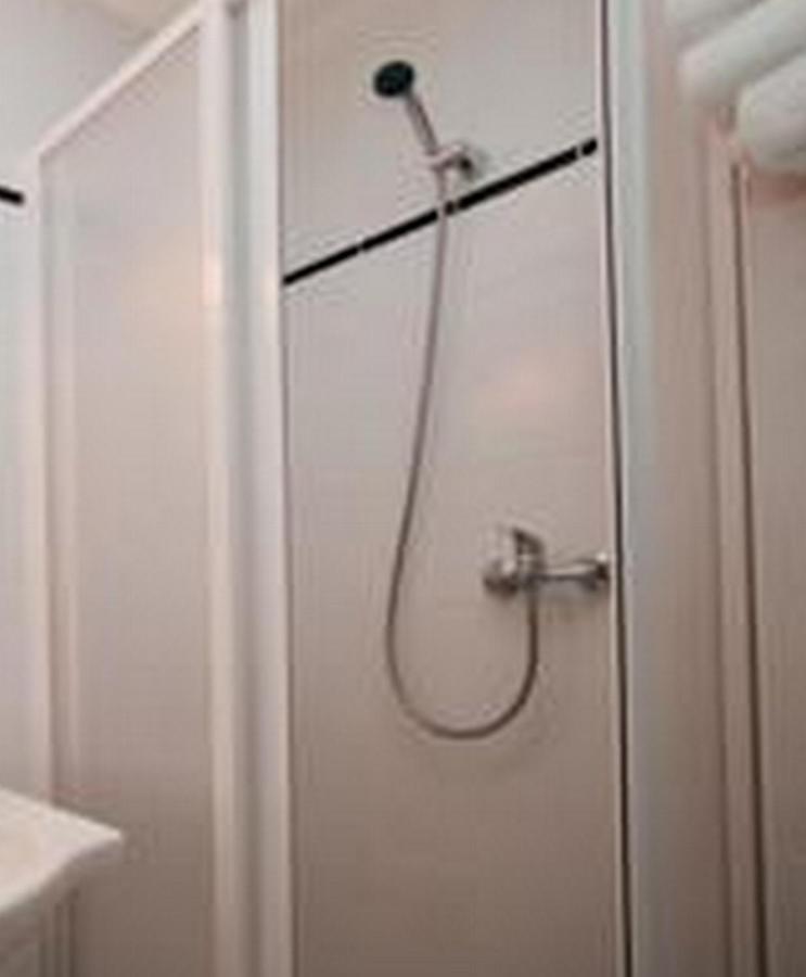 Sky Hotel Goussainville Charles de Gaulle