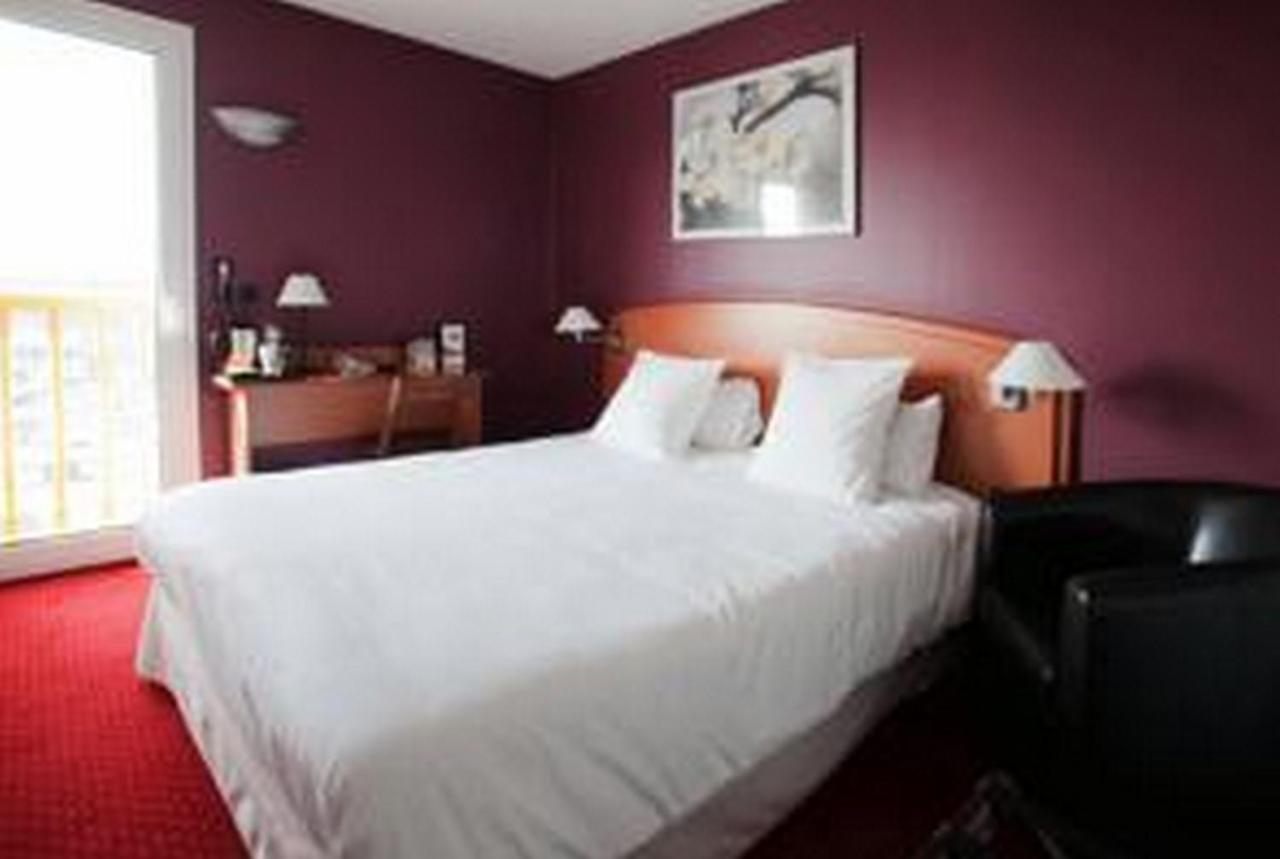 Sky Hotel Goussainville Charles de Gaulle