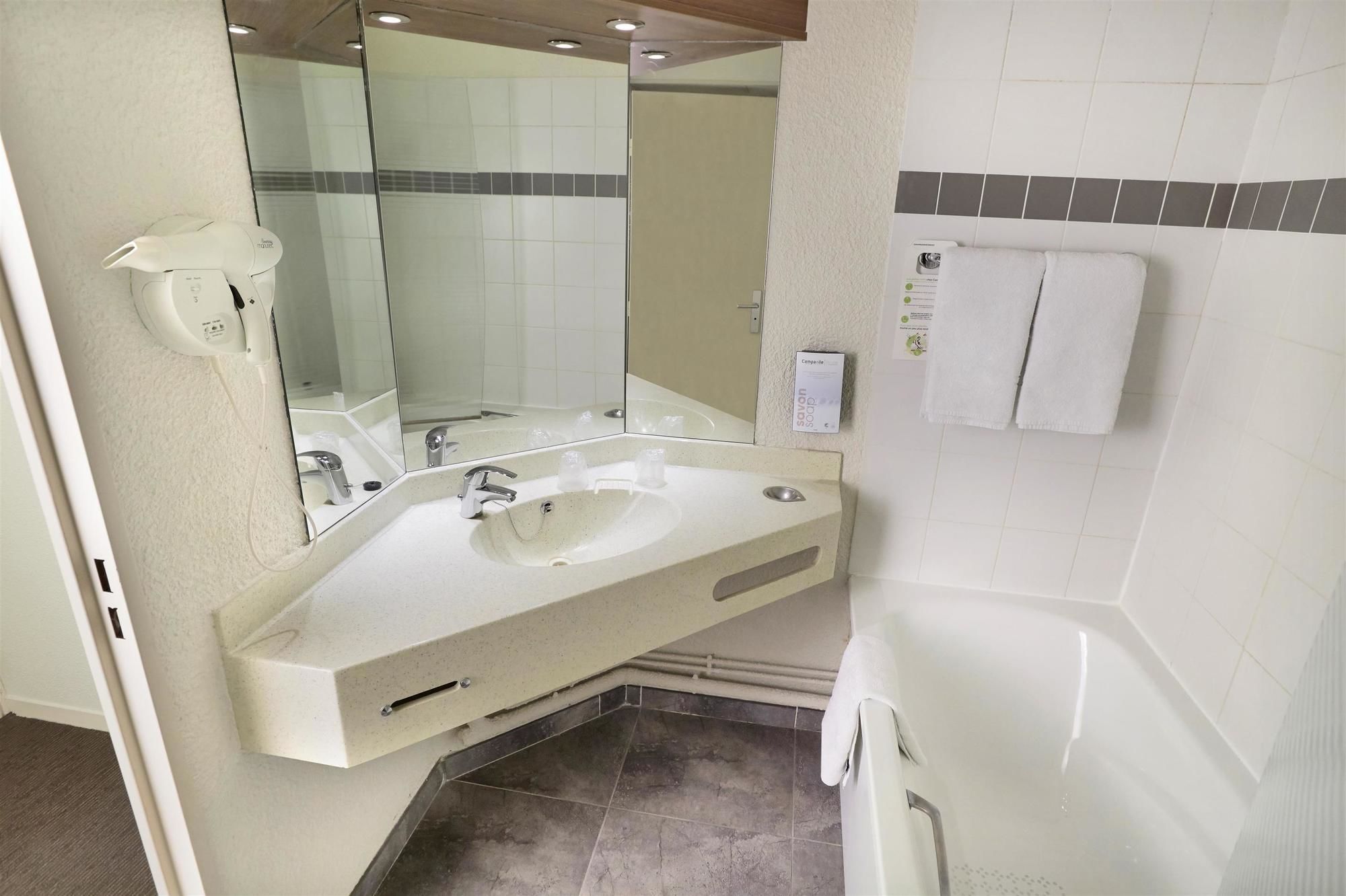 Hotel Campanile Le Blanc Mesnil