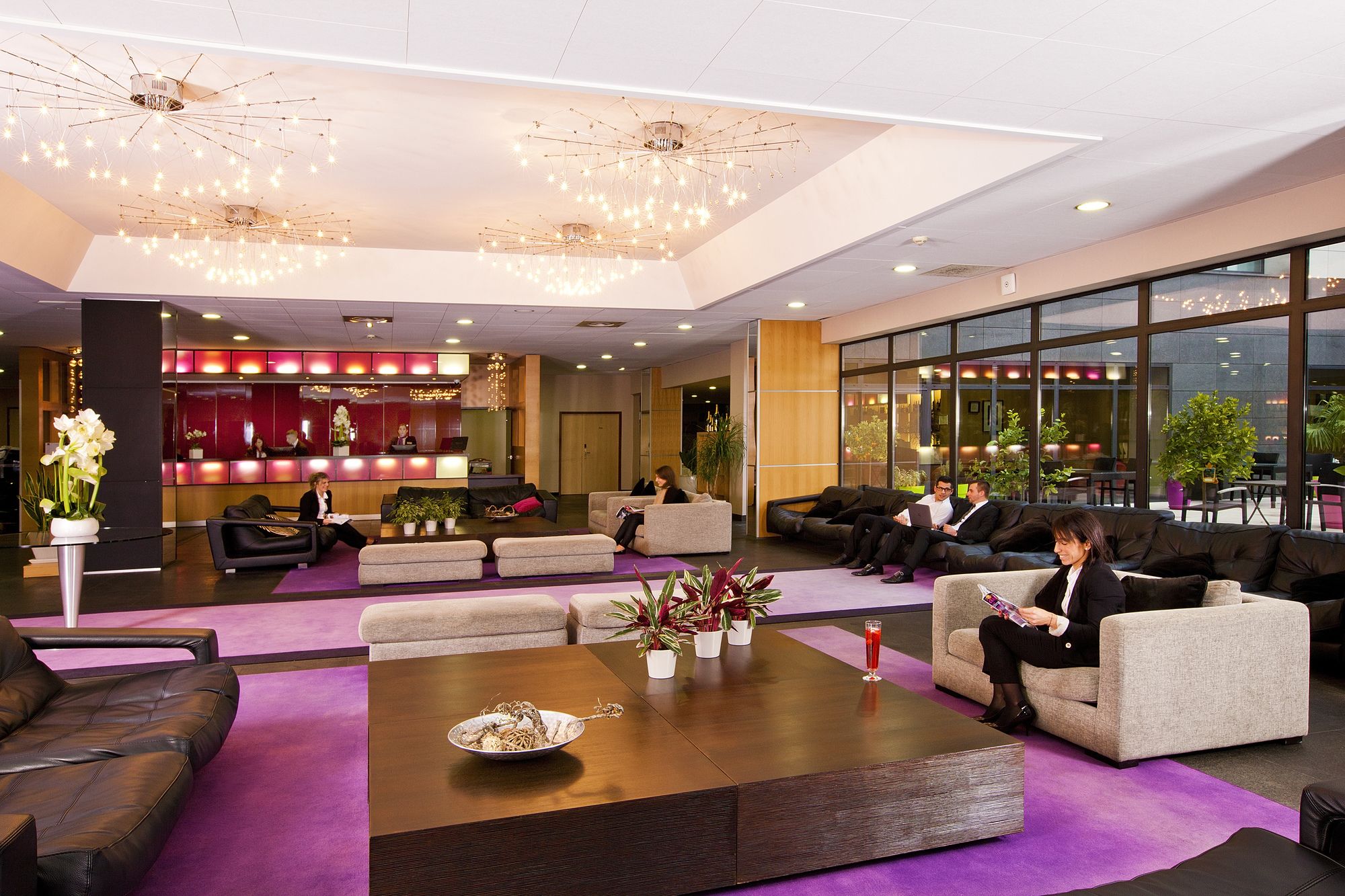 LIEUSAINT - Residhome Appart Hotel Suites Paris Sénart