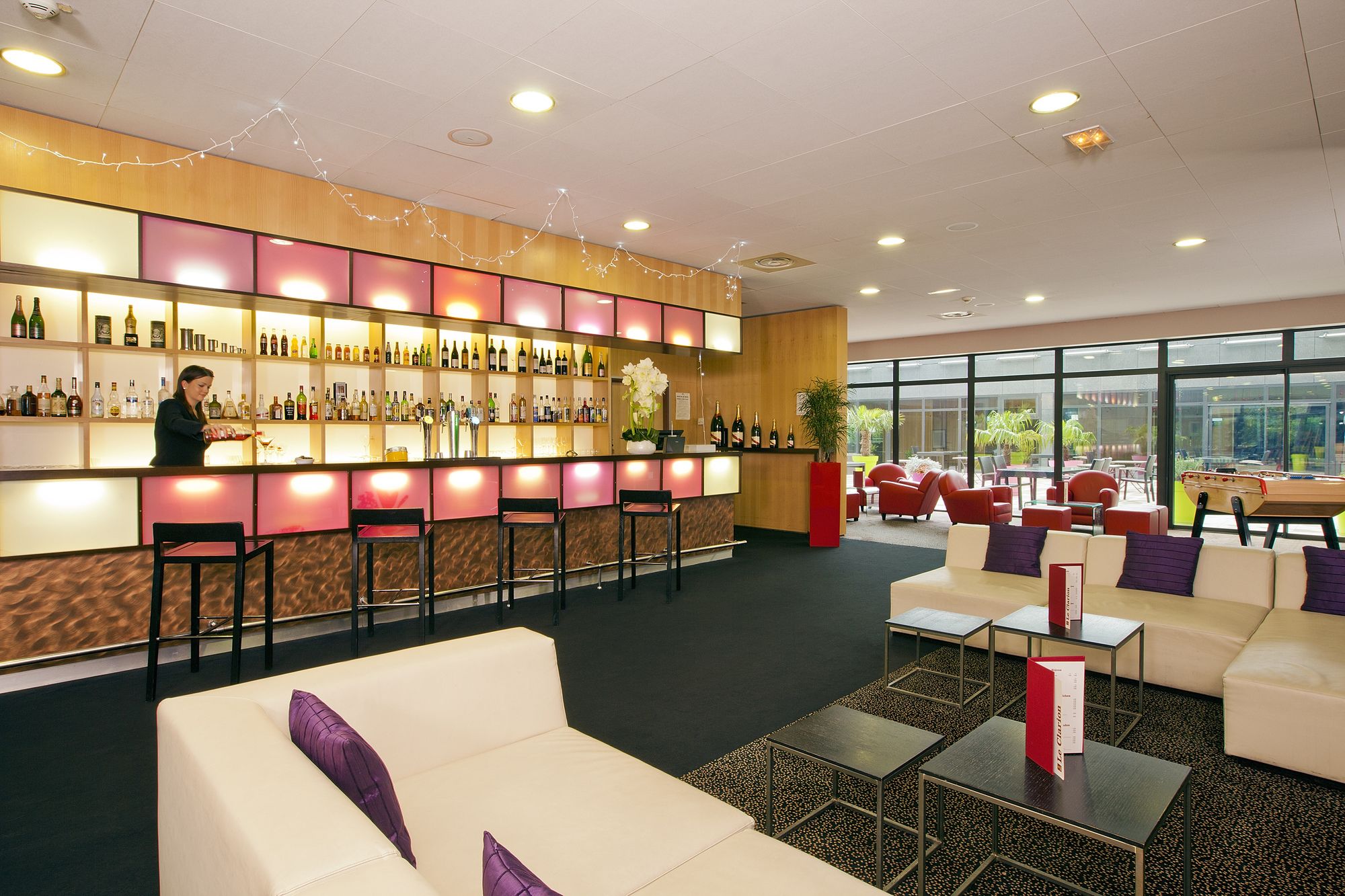 LIEUSAINT - Residhome Appart Hotel Suites Paris Sénart