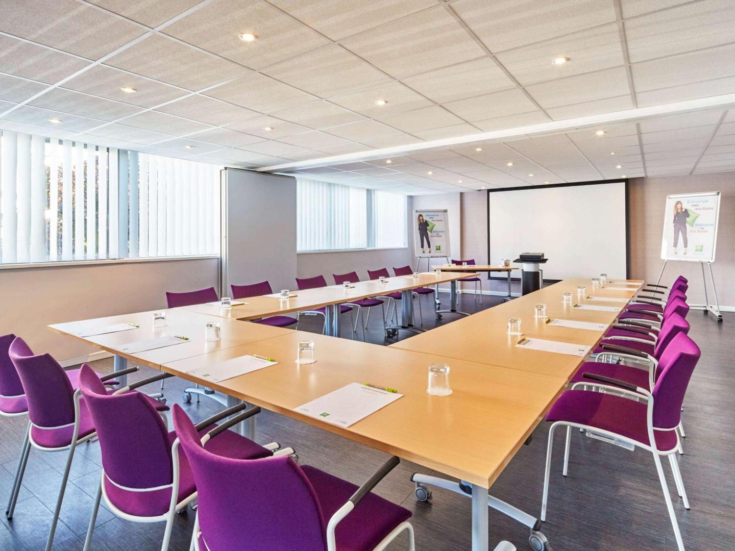 ibis Styles Évry Lisses