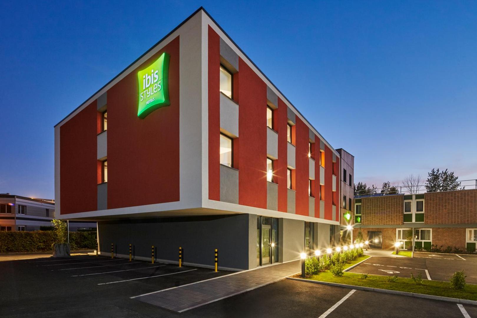ibis Styles Évry Lisses
