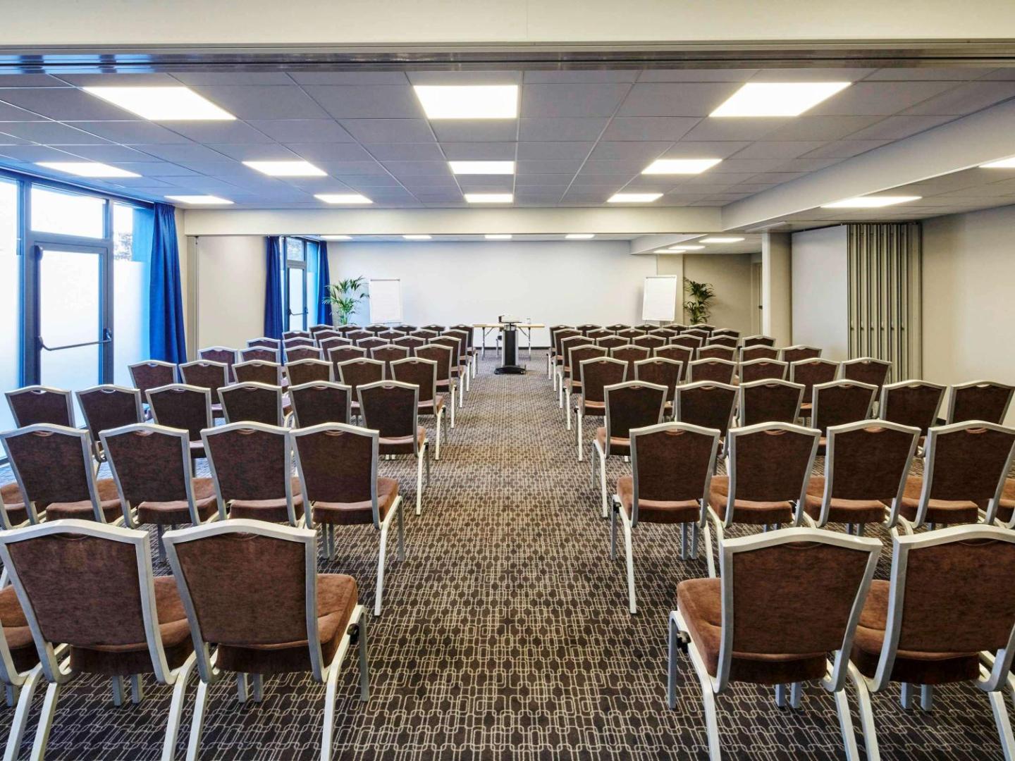 ibis Styles Évry Lisses