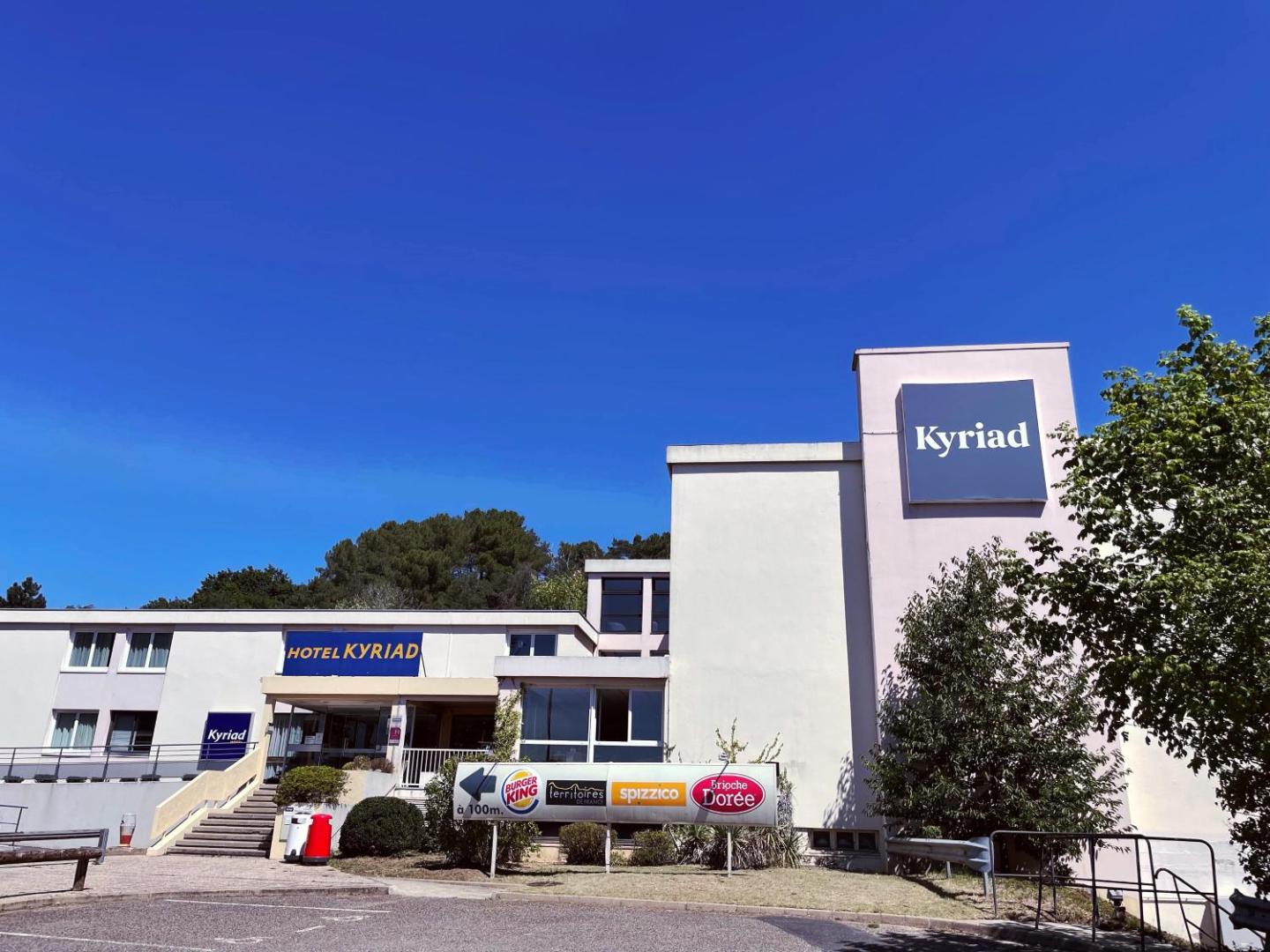Hotel Kyriad Nemours