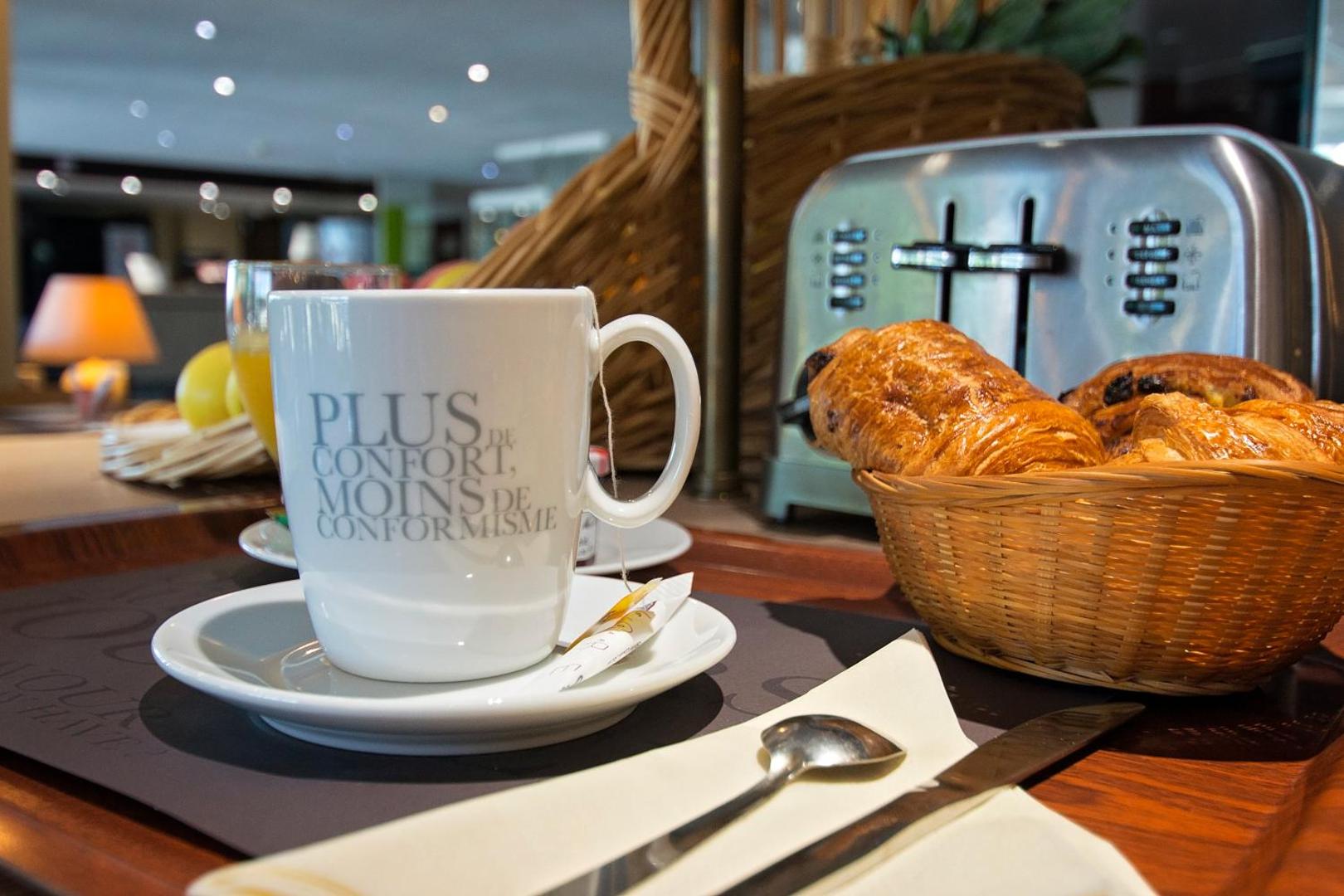 Hotel Kyriad Nemours