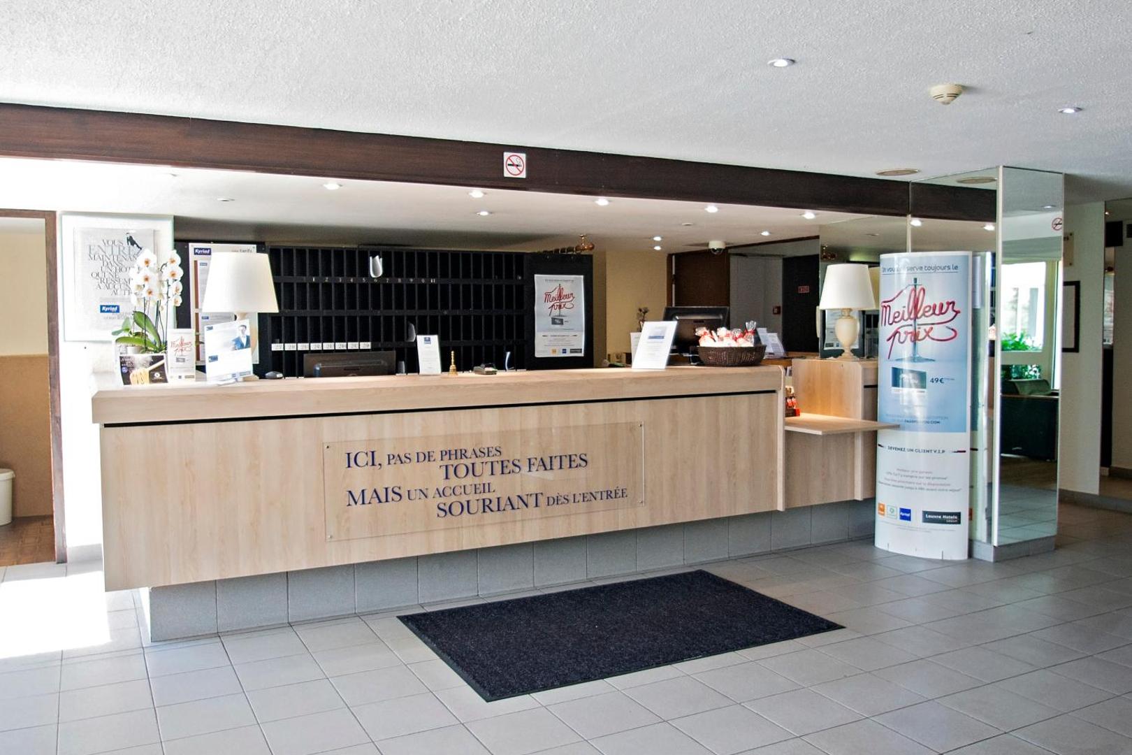 Hotel Kyriad Nemours