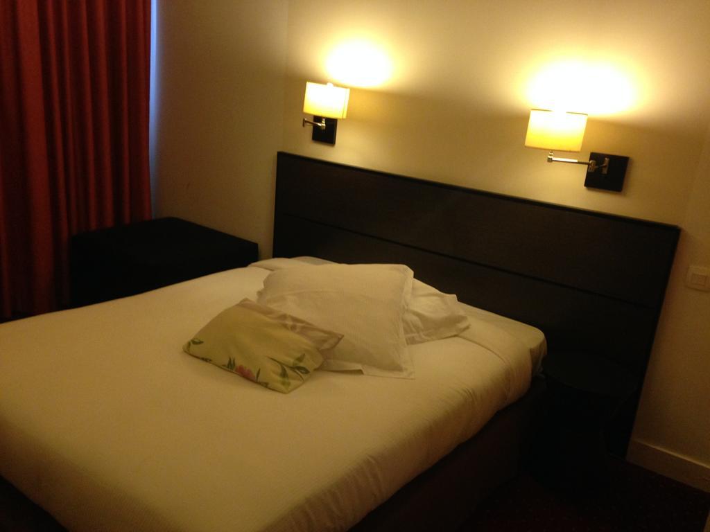 Inter-Hotel Au Pavillon Bleu