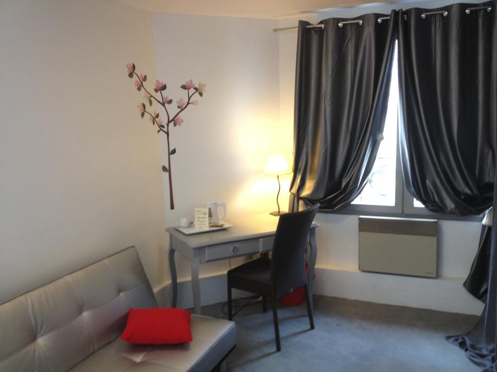 Inter-Hotel Au Pavillon Bleu