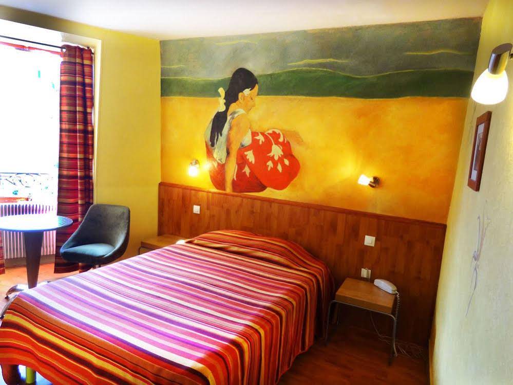 Adonis Paris Hôtel Roma Sacré Cœur
