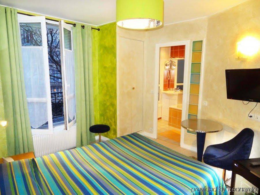 Adonis Paris Hôtel Roma Sacré Cœur