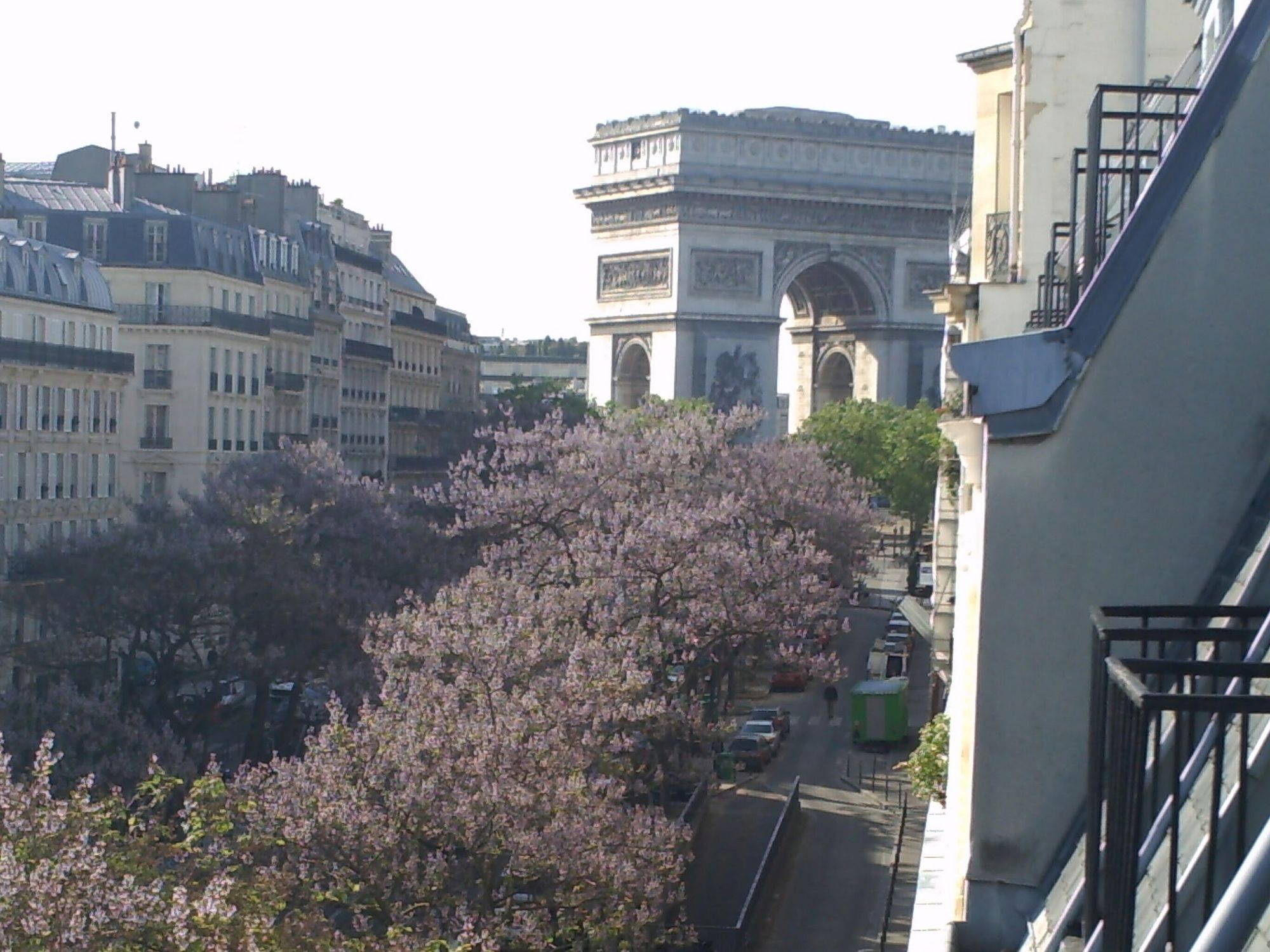 ELSA, Hôtel Paris