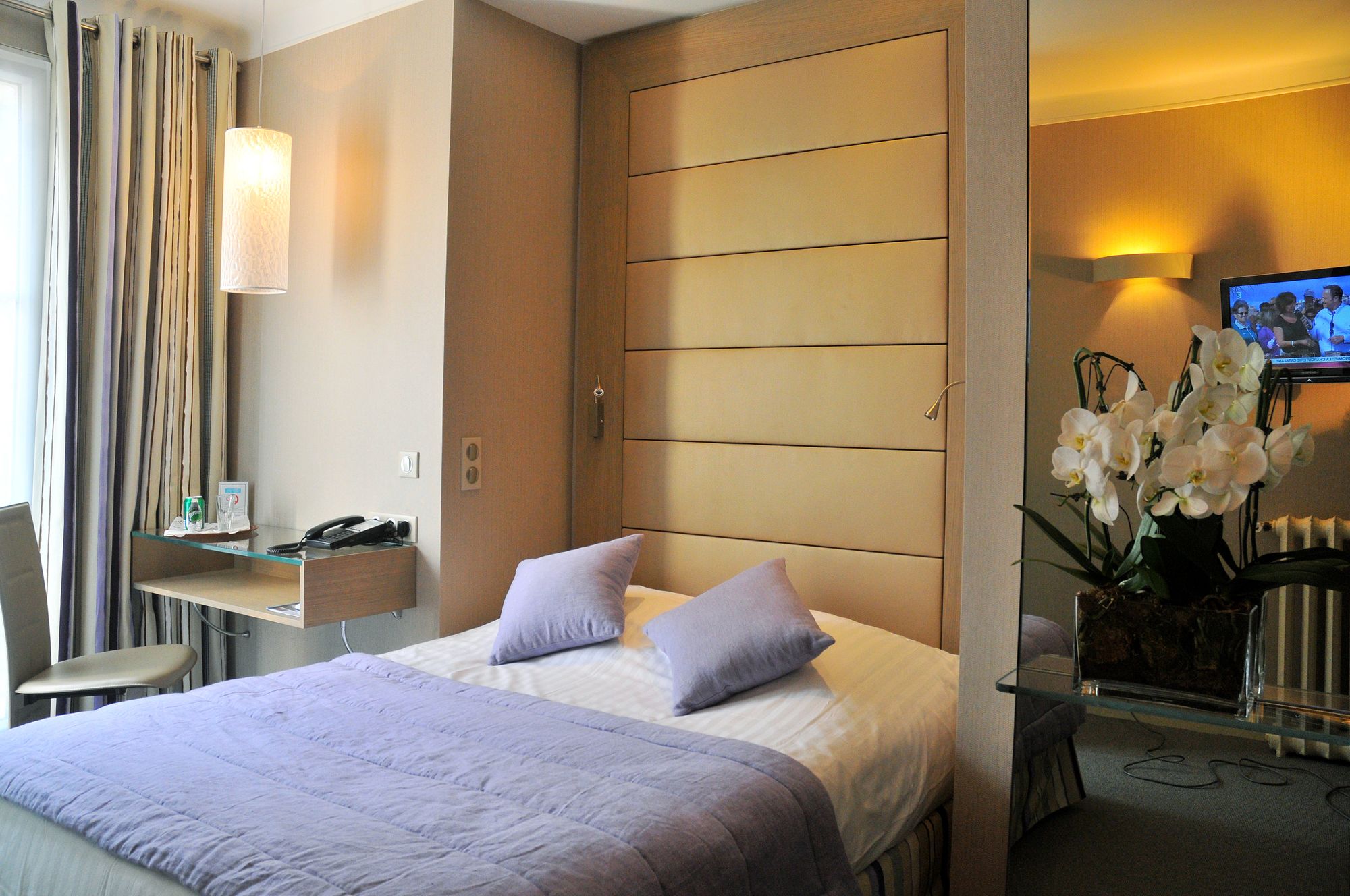 ELSA, Hôtel Paris