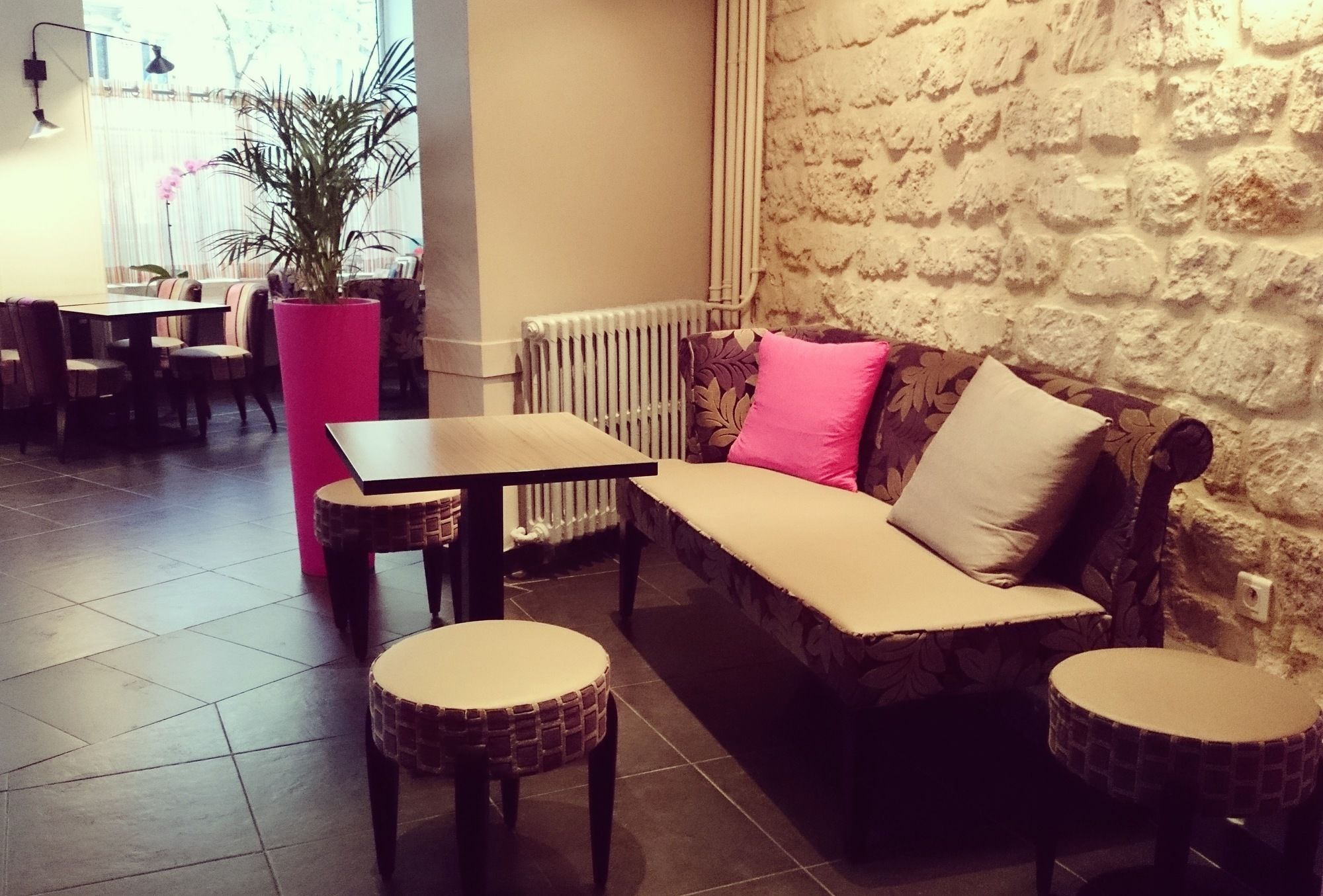 Avalon Hotel Paris