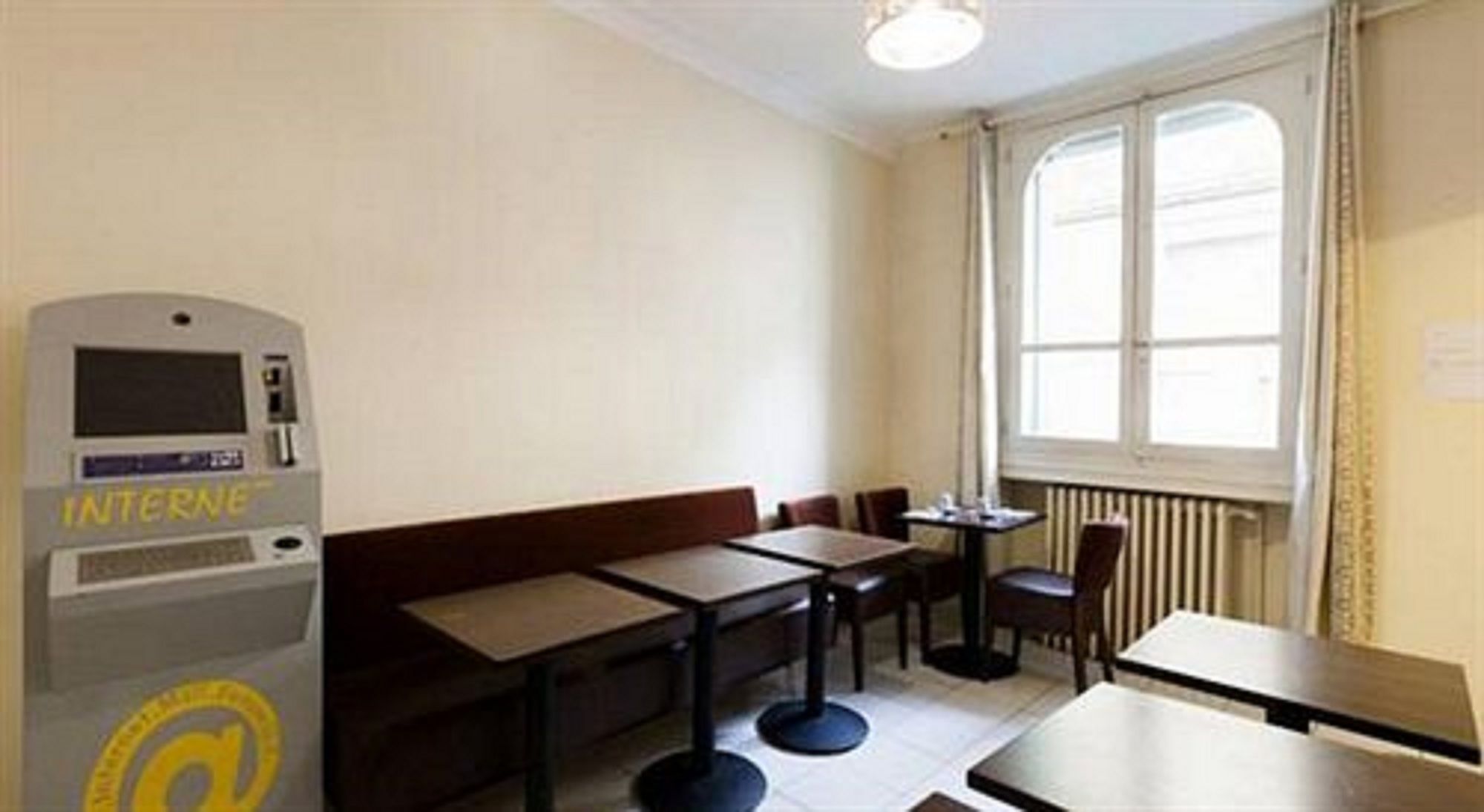 Maison Barbes