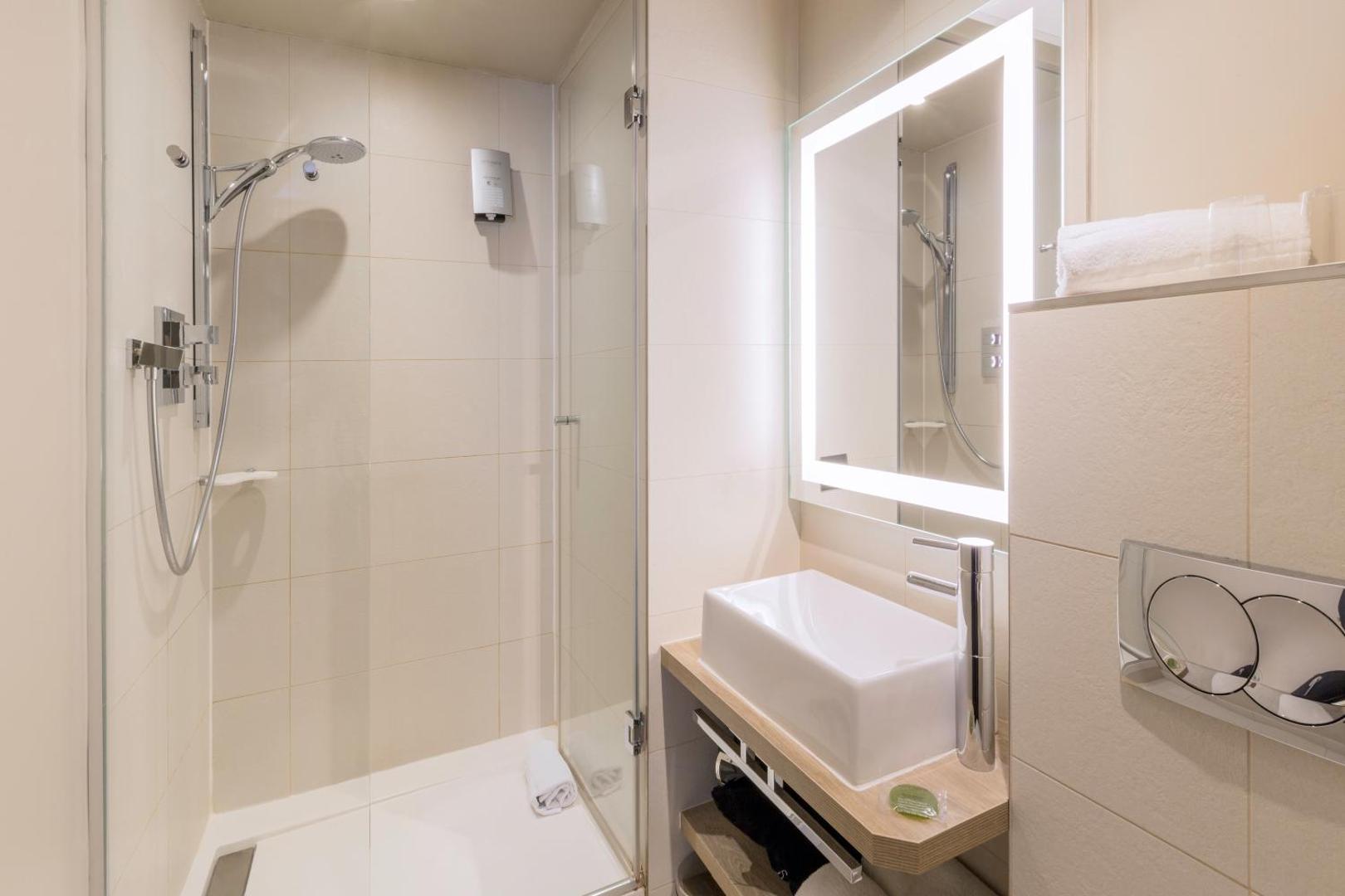 Best Western Hotel Le Montmartre Saint-Pierre