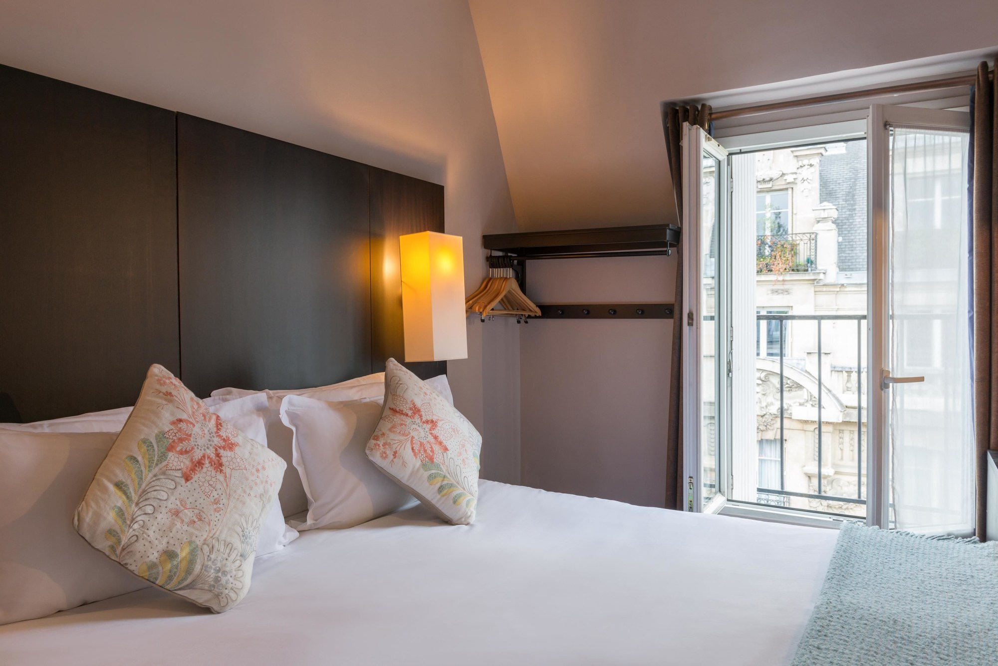 Best Western Premier The Blake Paris Gare Saint Lazare