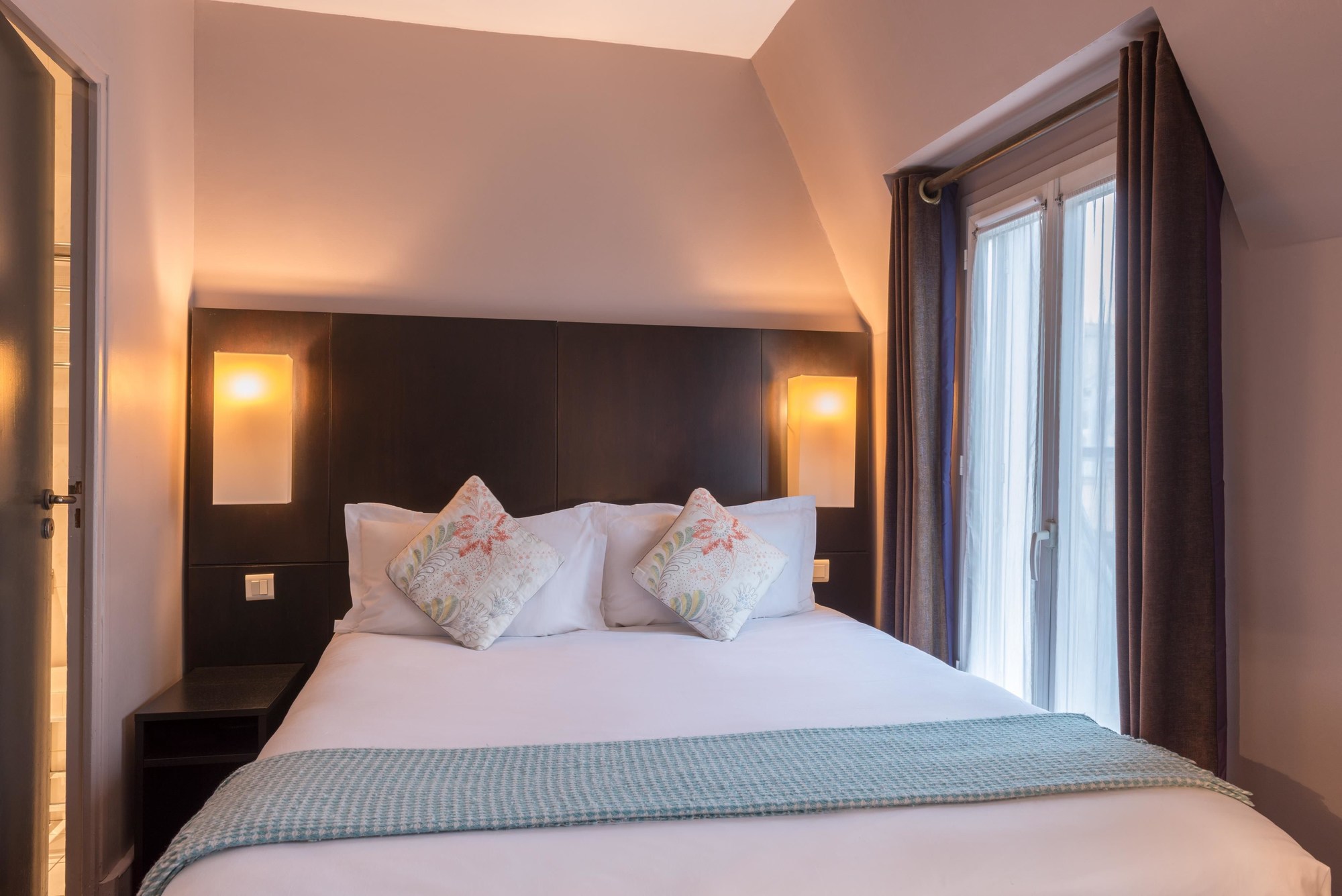 Best Western Premier The Blake Paris Gare Saint Lazare