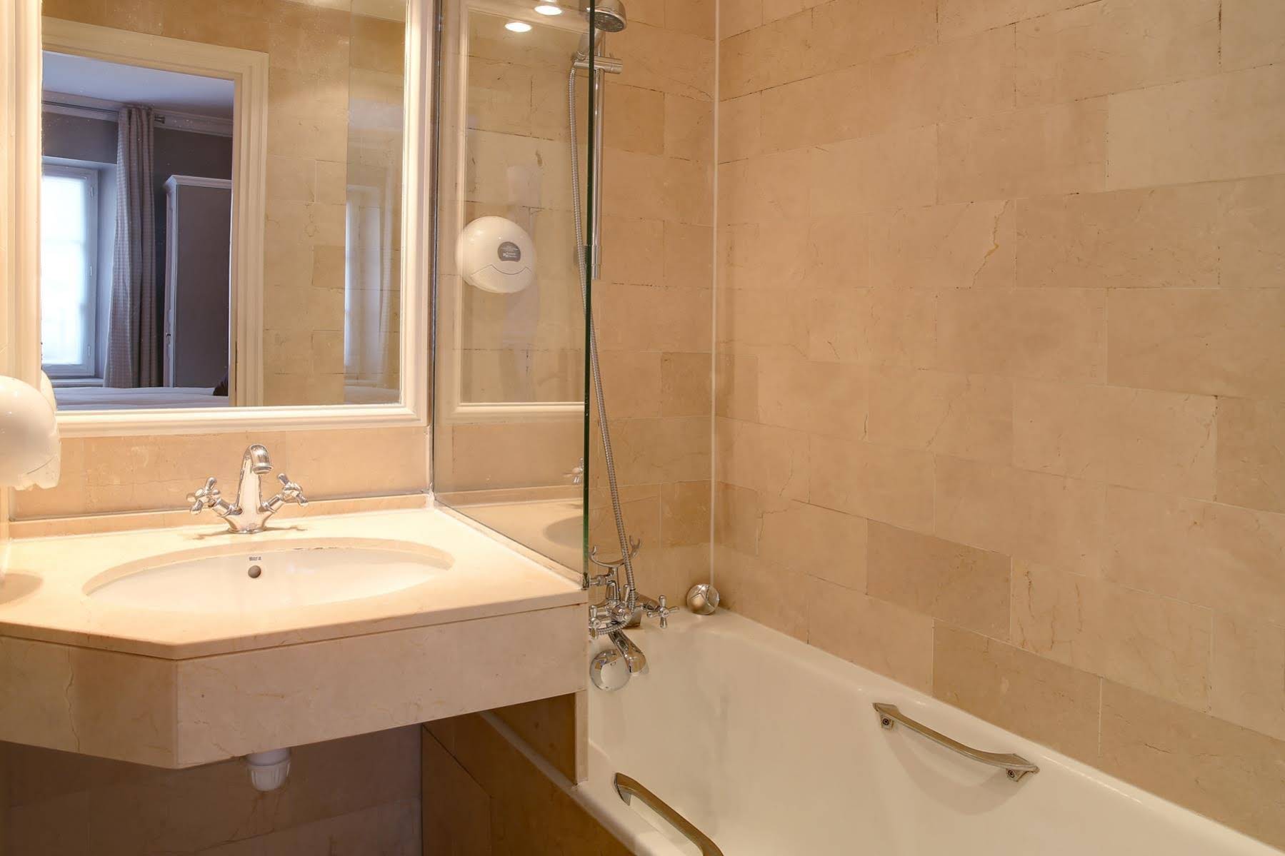 Hôtel Saint Martin Bastille