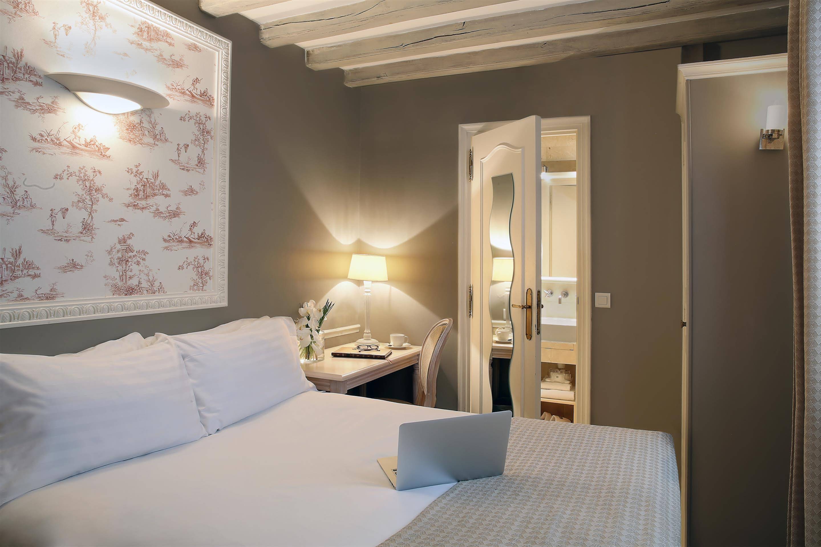 Hôtel Saint Martin Bastille