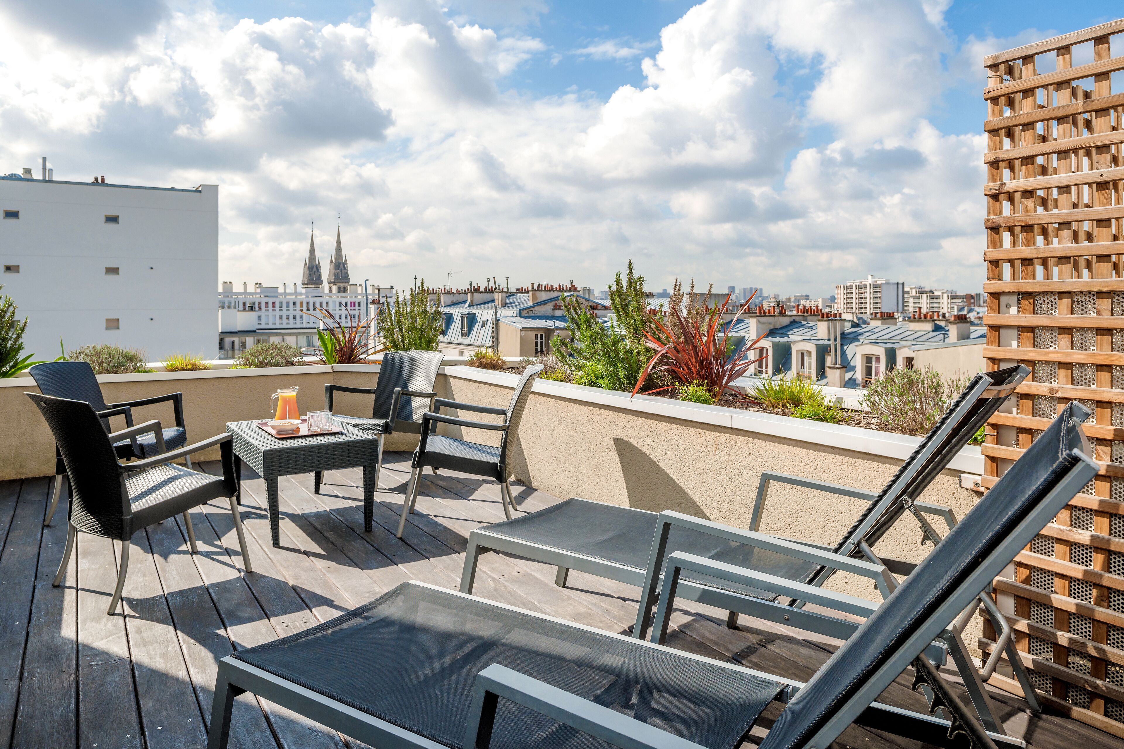 Citadines République Paris