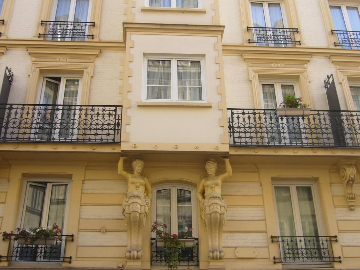 De Nemours