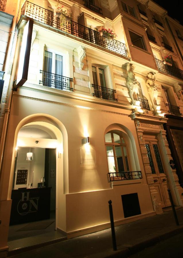 De Nemours