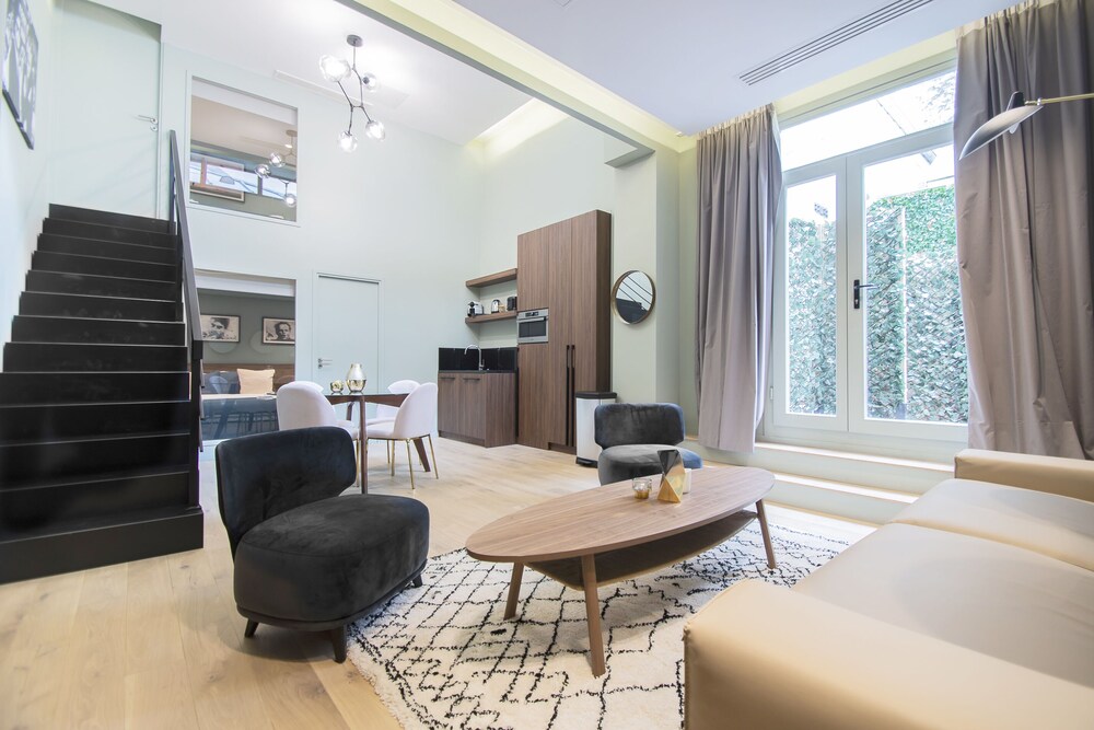 Dreamyflat Residence