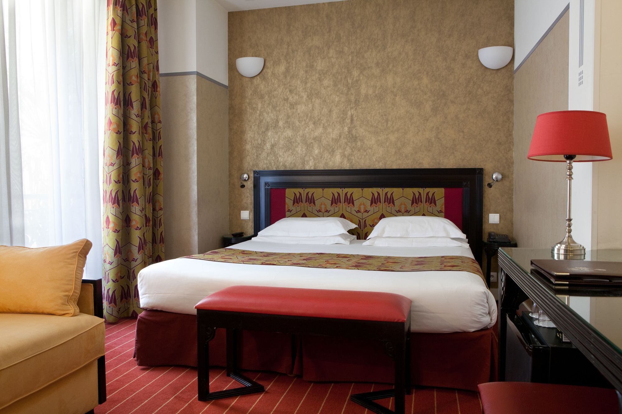 Eiffel Seine Hotel