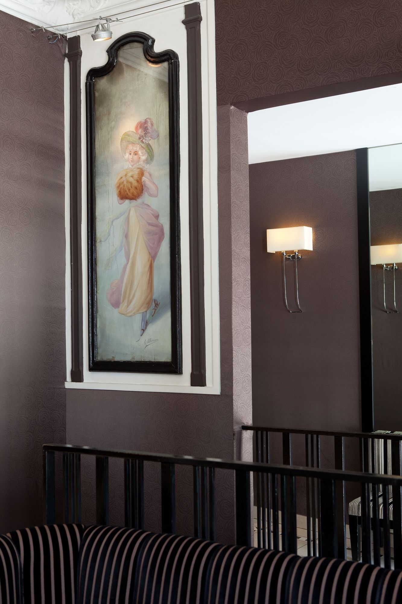 Eiffel Seine Hotel