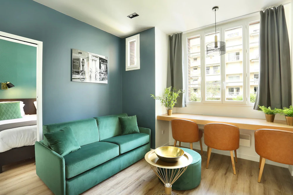 Yays Paris Zola By Numa