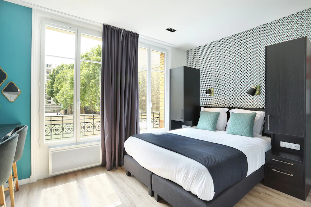 Yays Paris Zola By Numa