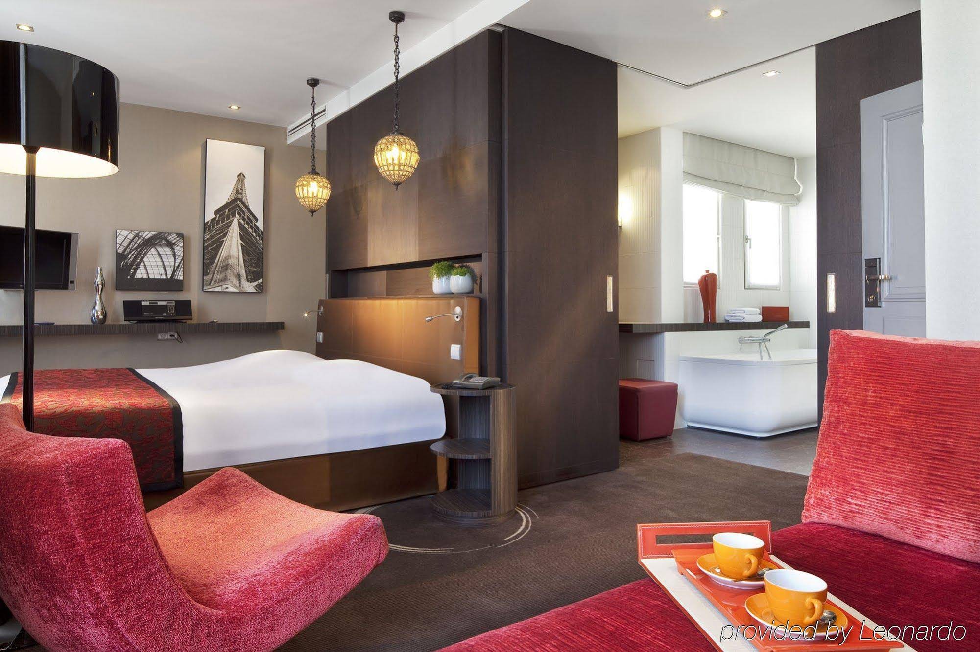 Pley Hotel