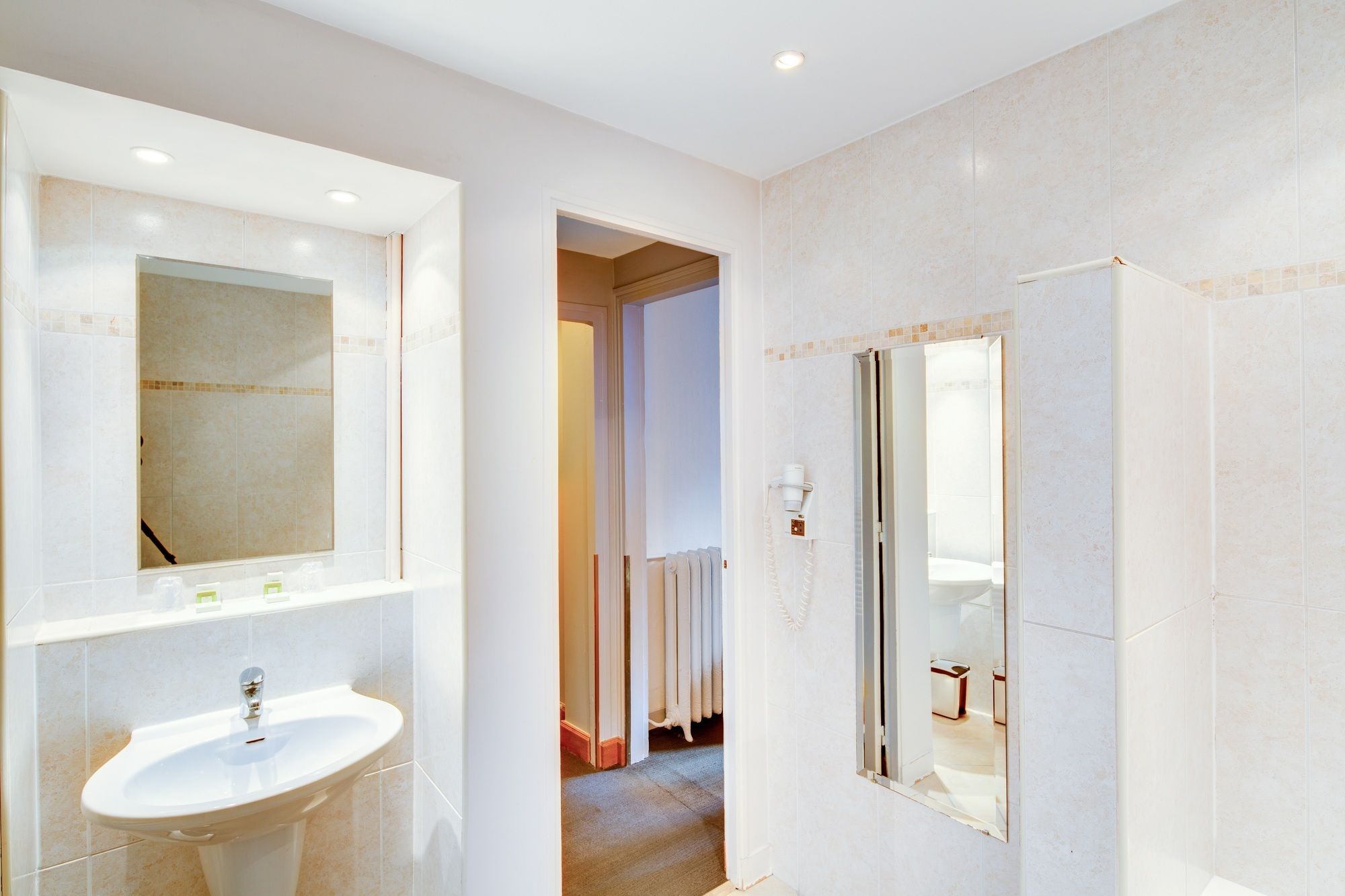 Grand Hotel Des Gobelins