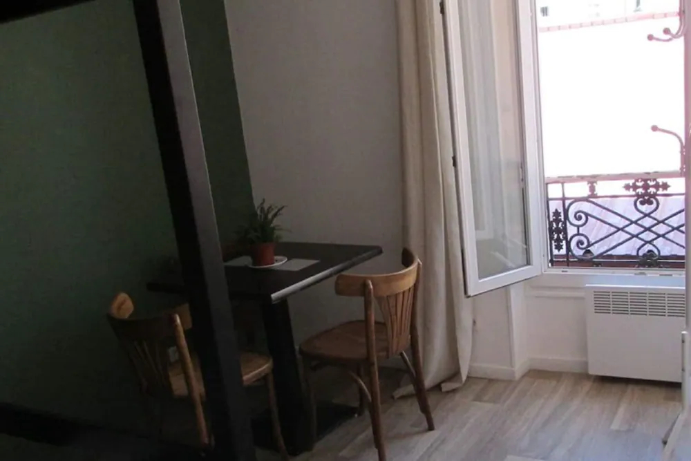 Untalented Hotel - Villette