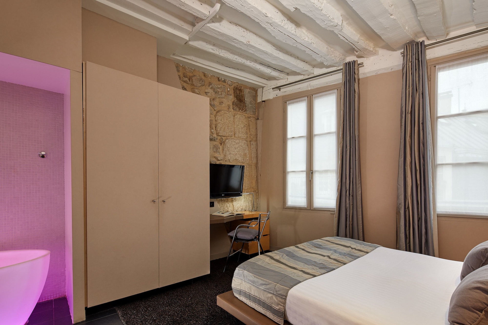 Hôtel de Notre Dame Paris