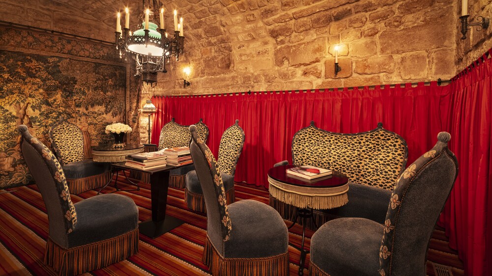 Hotel Bourg Tibourg