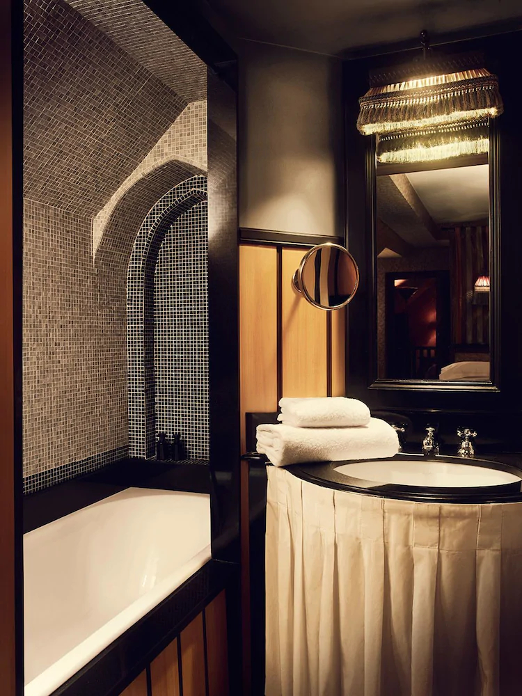 Hotel Bourg Tibourg