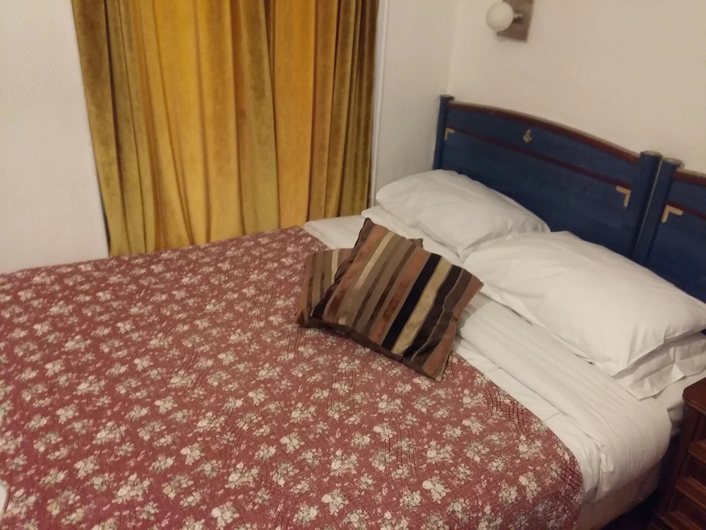 Hotel du Metro