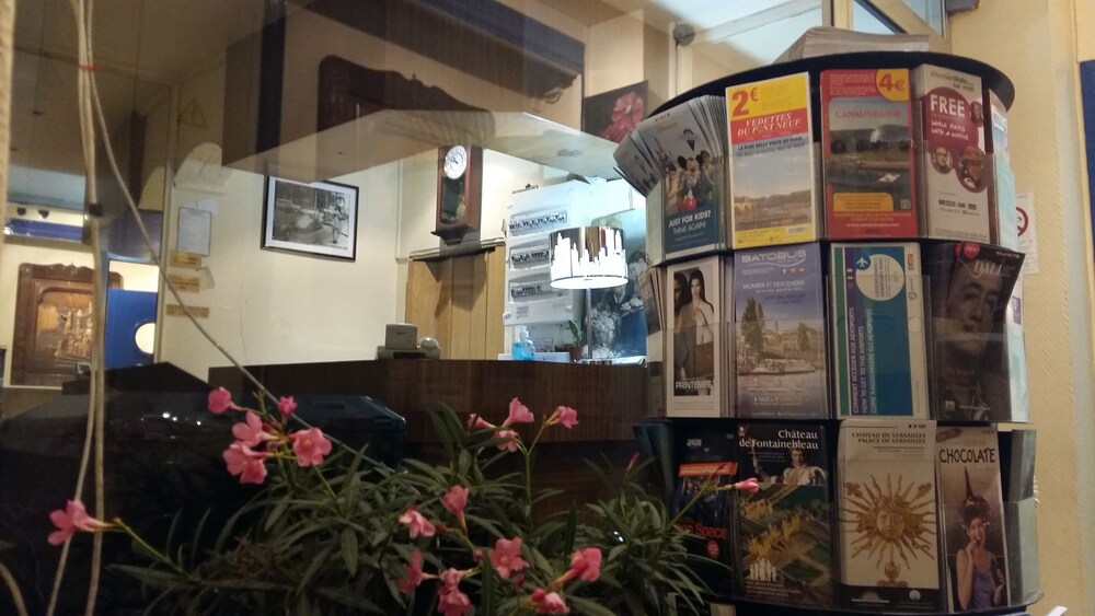 Hotel du Metro