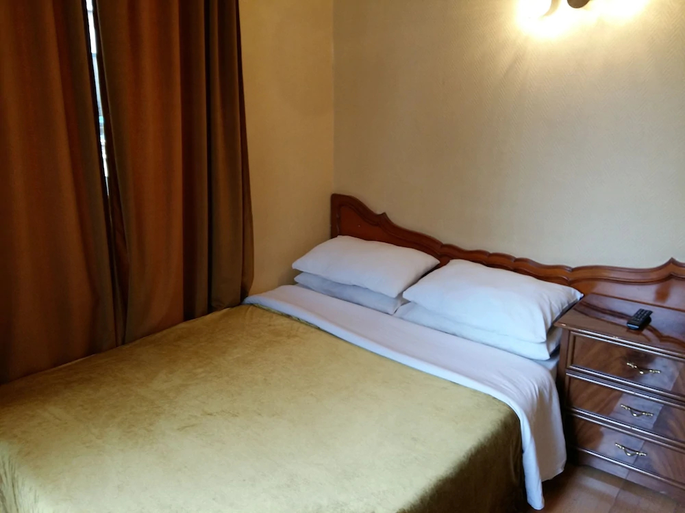Hotel du Metro