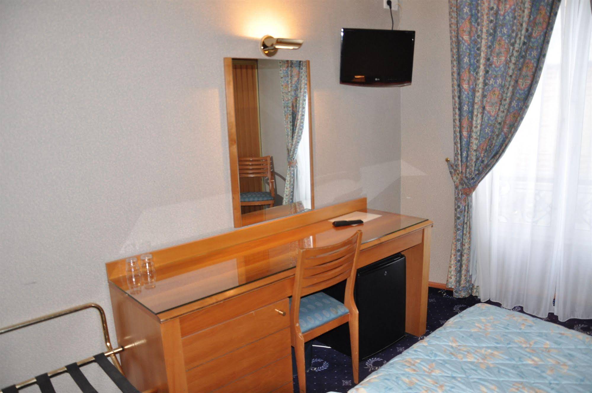 Hotel Bleu de Grenelle