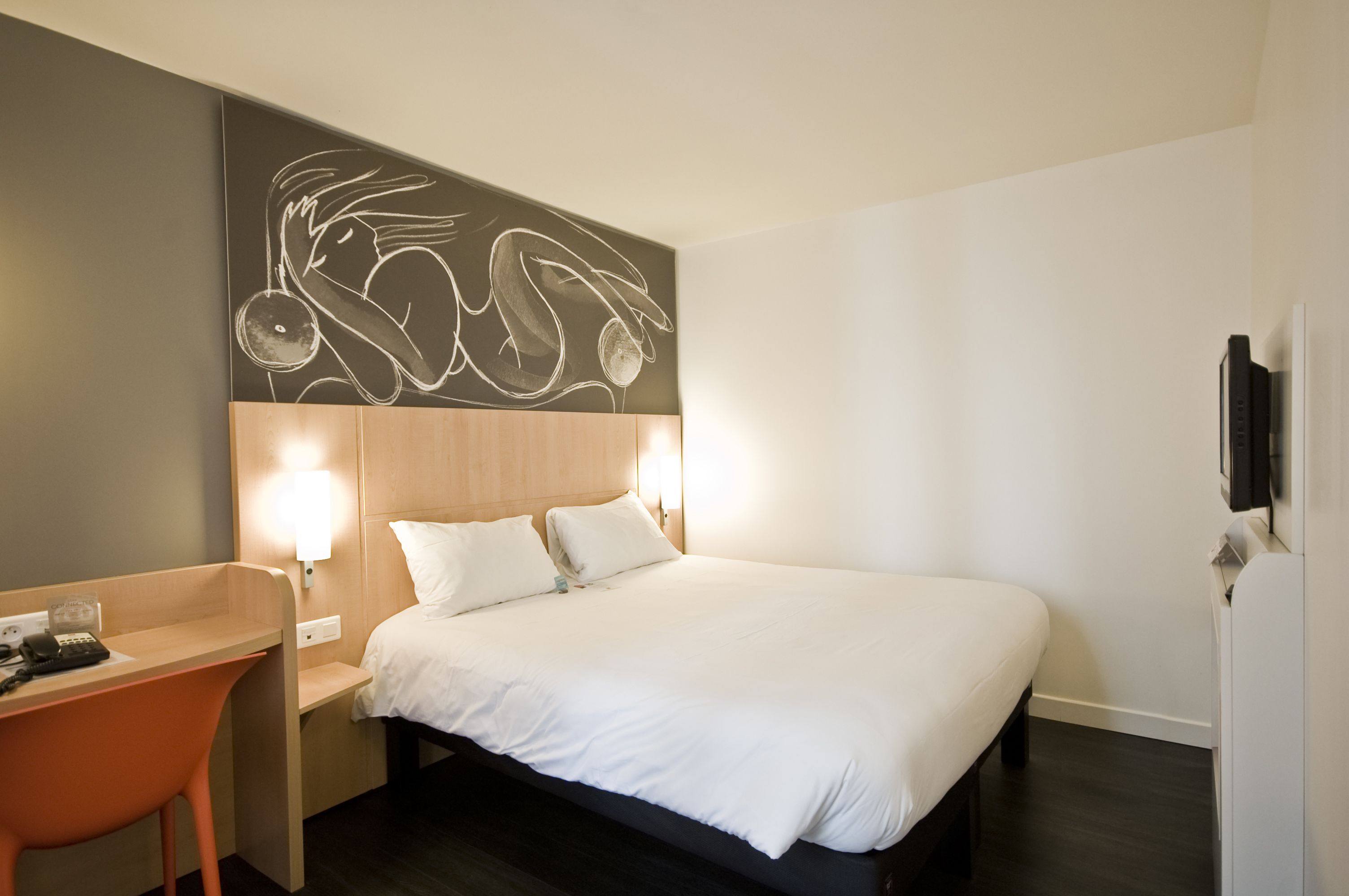 Hotel ibis Paris Père Lachaise